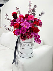 VIBRANT MIXED BLOOMS White Box